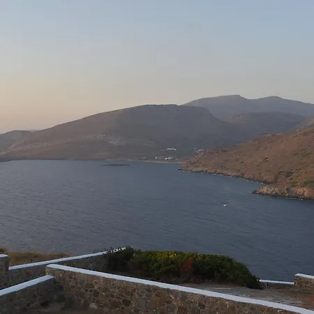 Syros Summer House * Kini