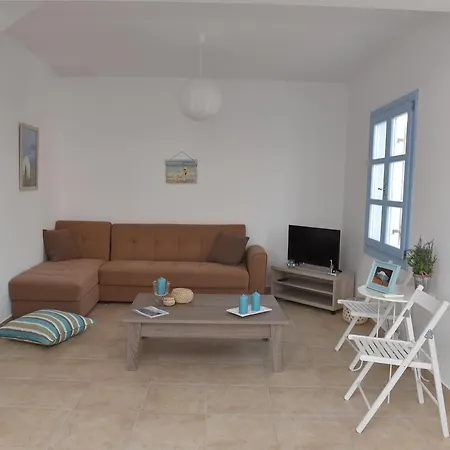 Syros Summer House Kini